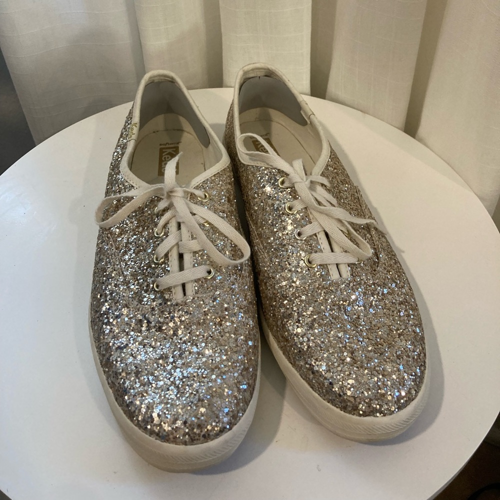 KEDS Softerra Lace Up Gold Glitter Sneaker W US 10
